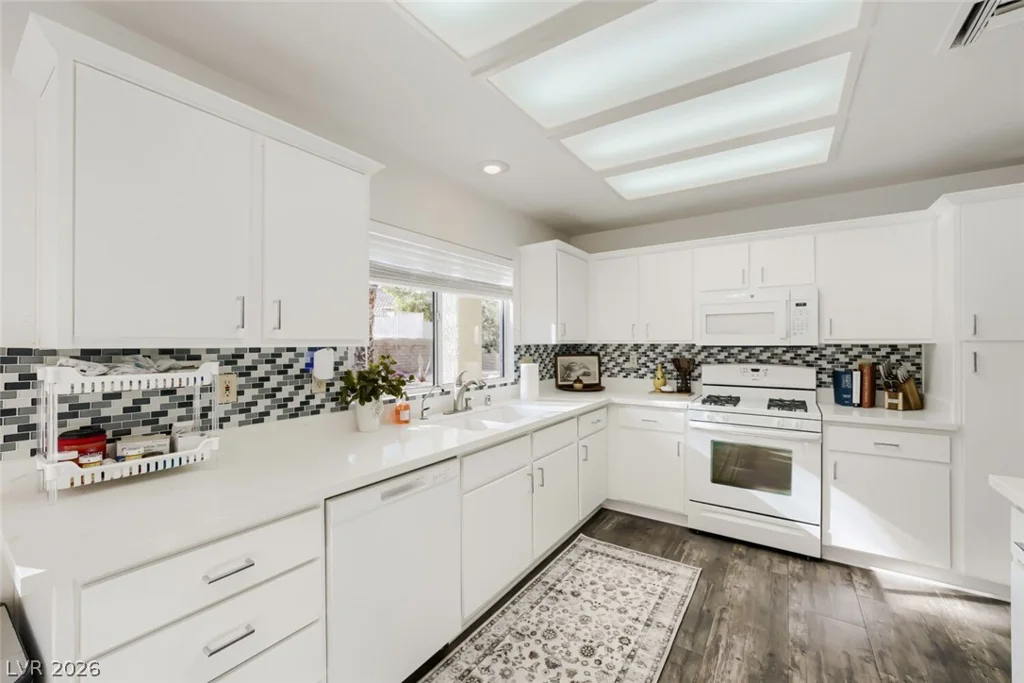 2817 Lotus Hill, Las Vegas, NV 89134