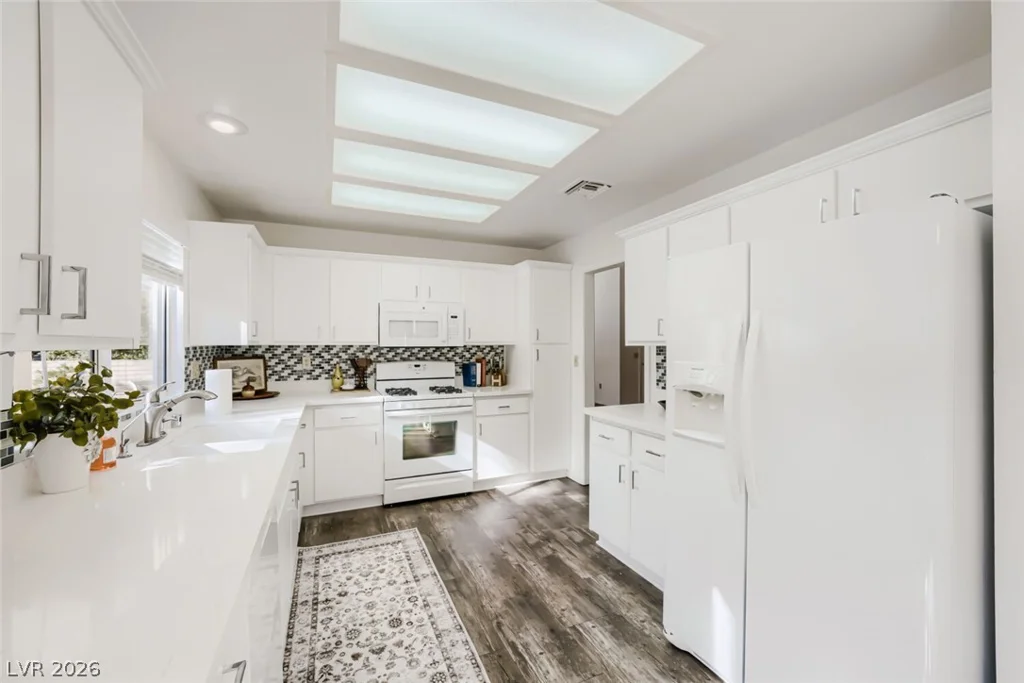 2817 Lotus Hill, Las Vegas, NV 89134