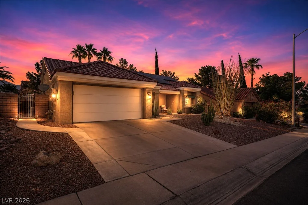 2817 Lotus Hill, Las Vegas, NV 89134