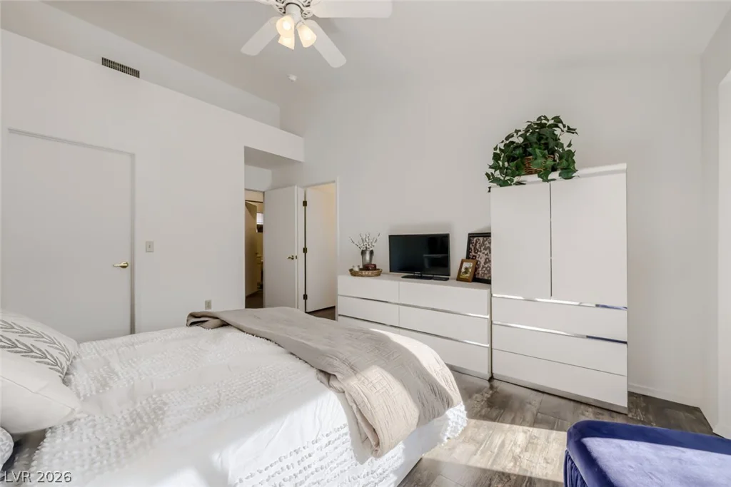 2817 Lotus Hill, Las Vegas, NV 89134