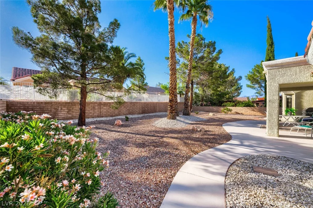 2817 Lotus Hill, Las Vegas, NV 89134
