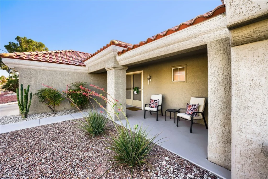 2817 Lotus Hill, Las Vegas, NV 89134