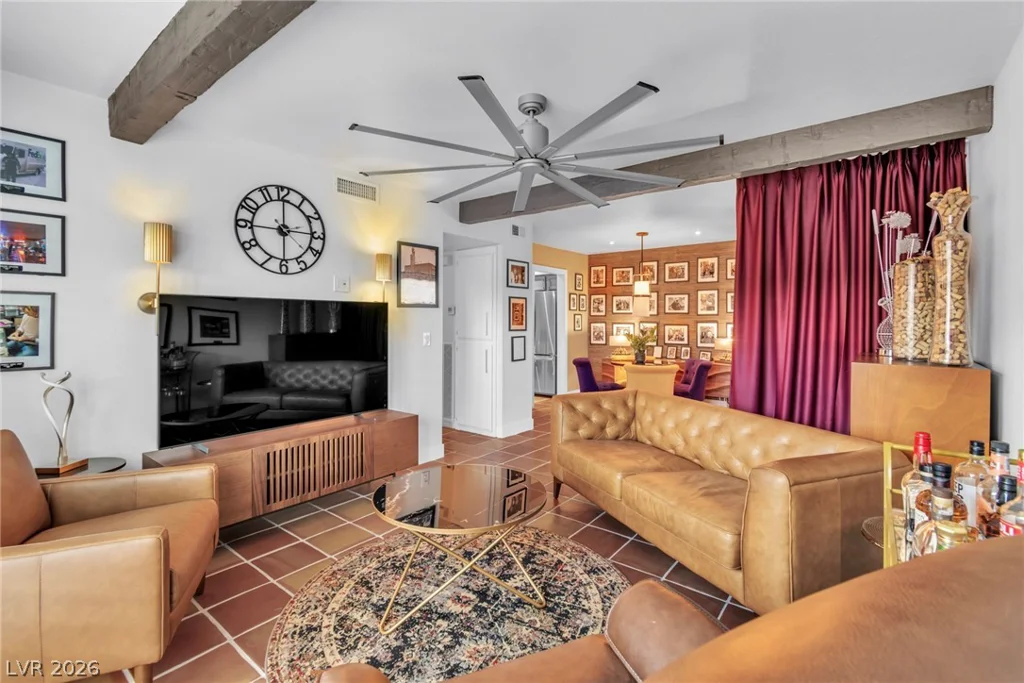 2879 Geary, Las Vegas, NV 89109