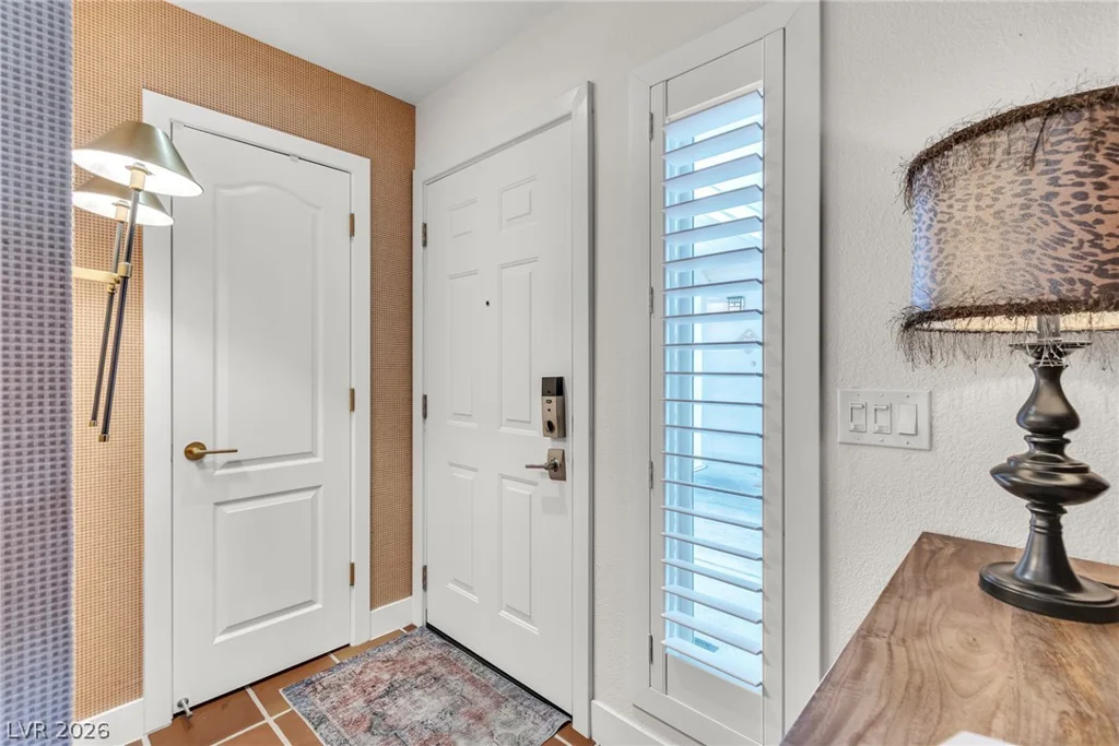 2879 Geary, Las Vegas, NV 89109