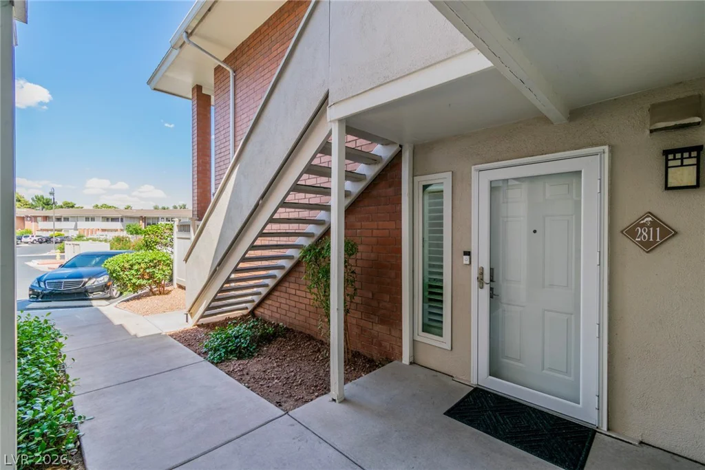 2879 Geary, Las Vegas, NV 89109