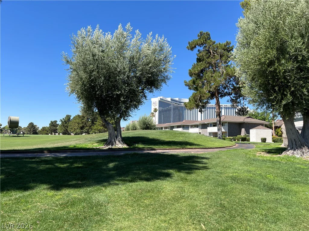 2879 Geary, Las Vegas, NV 89109
