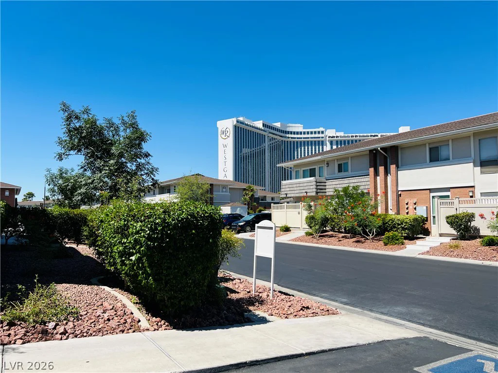 2879 Geary, Las Vegas, NV 89109