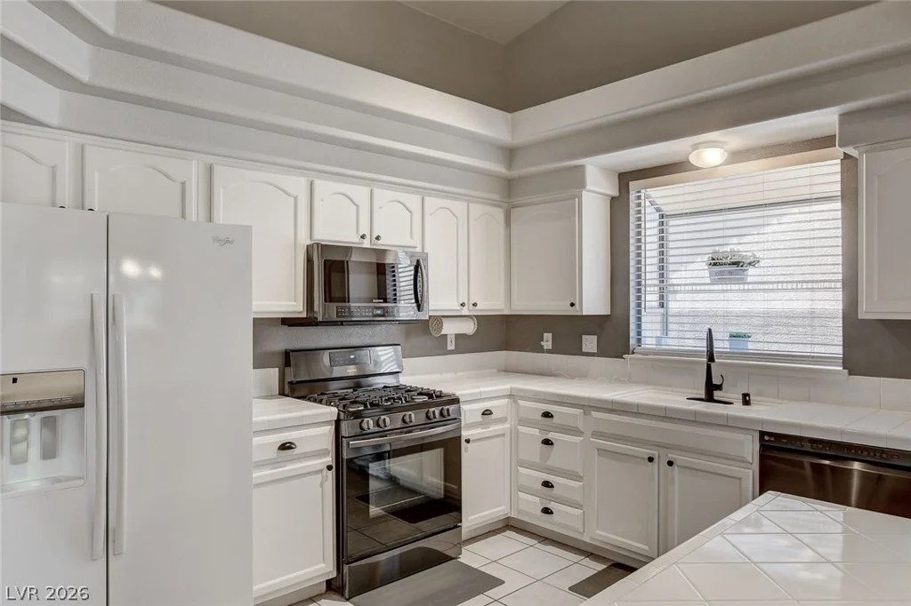5712 Silver Belle, Las Vegas, NV 89149