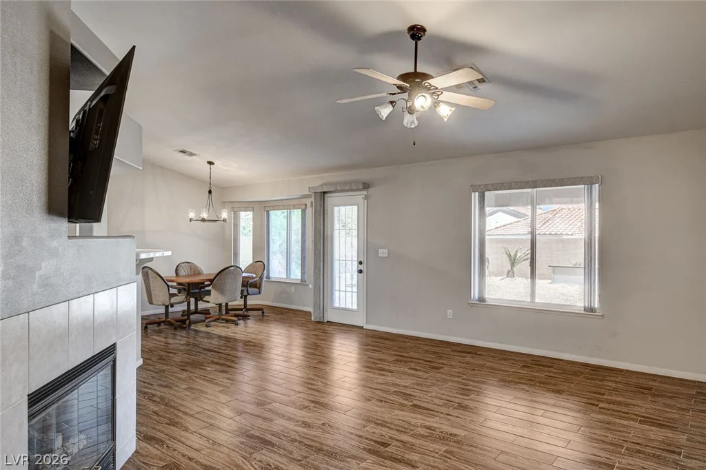 5712 Silver Belle, Las Vegas, NV 89149