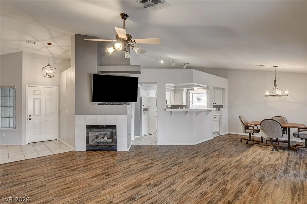 5712 Silver Belle, Las Vegas, NV 89149