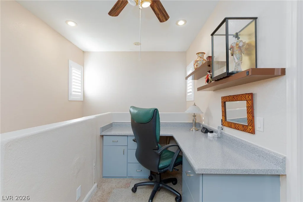 10435 Meadow Village, Las Vegas, NV 89183