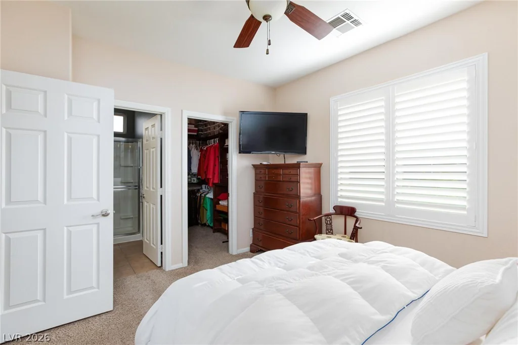 10435 Meadow Village, Las Vegas, NV 89183