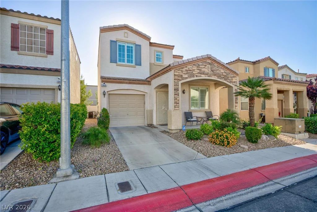 10435 Meadow Village, Las Vegas, NV 89183