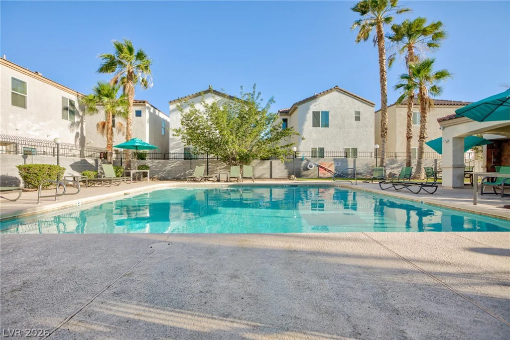 10435 Meadow Village, Las Vegas, NV 89183