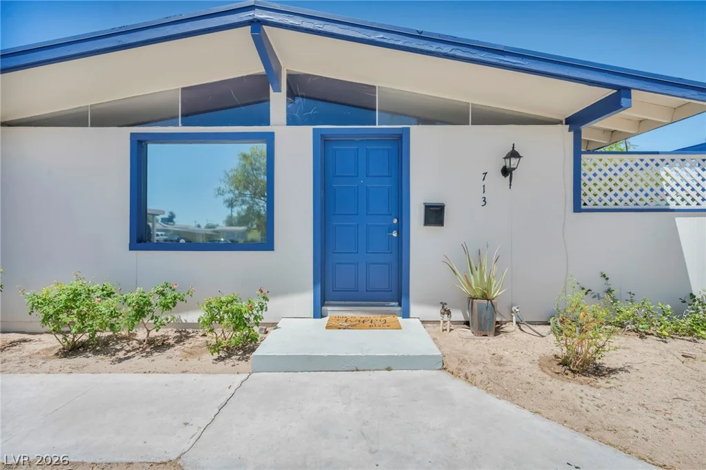 713 Upland, Las Vegas, NV 89107