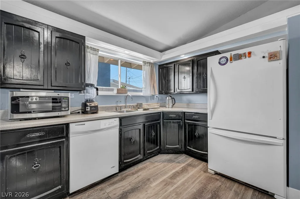 713 Upland, Las Vegas, NV 89107