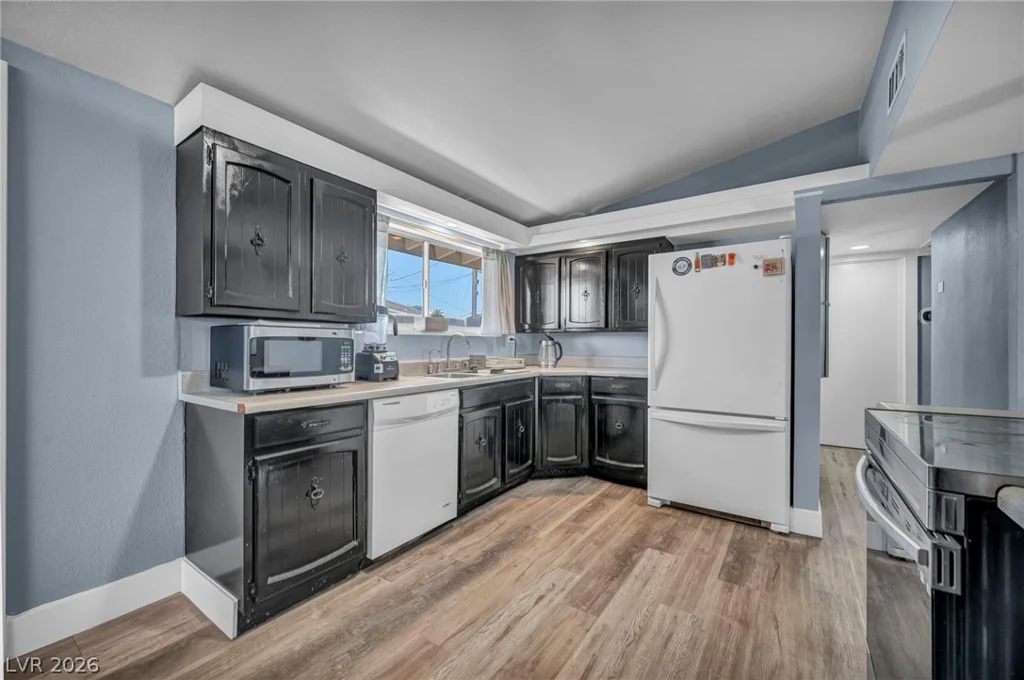 713 Upland, Las Vegas, NV 89107
