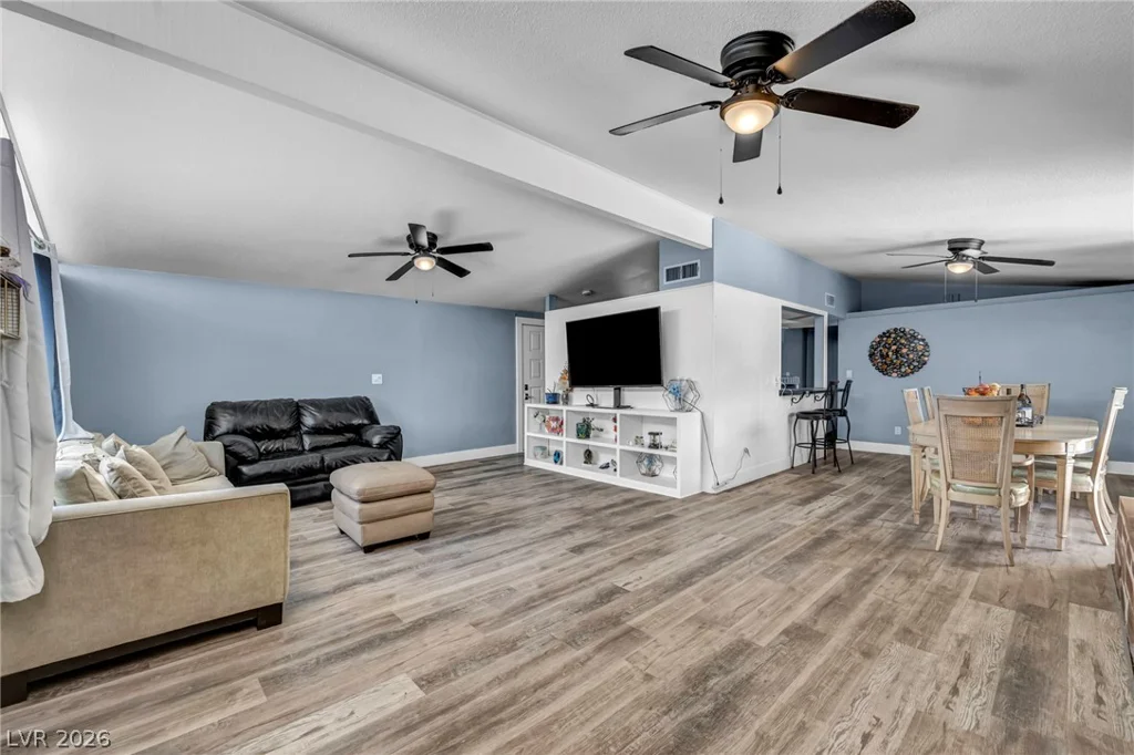 713 Upland, Las Vegas, NV 89107