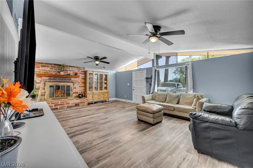 713 Upland, Las Vegas, NV 89107
