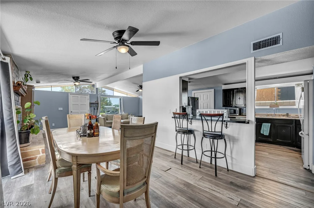 713 Upland, Las Vegas, NV 89107