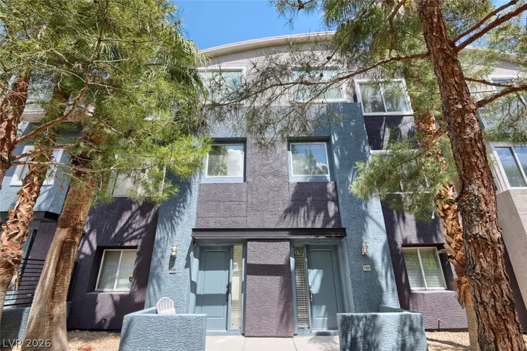 9050 Tropicana, Las Vegas, NV 89147