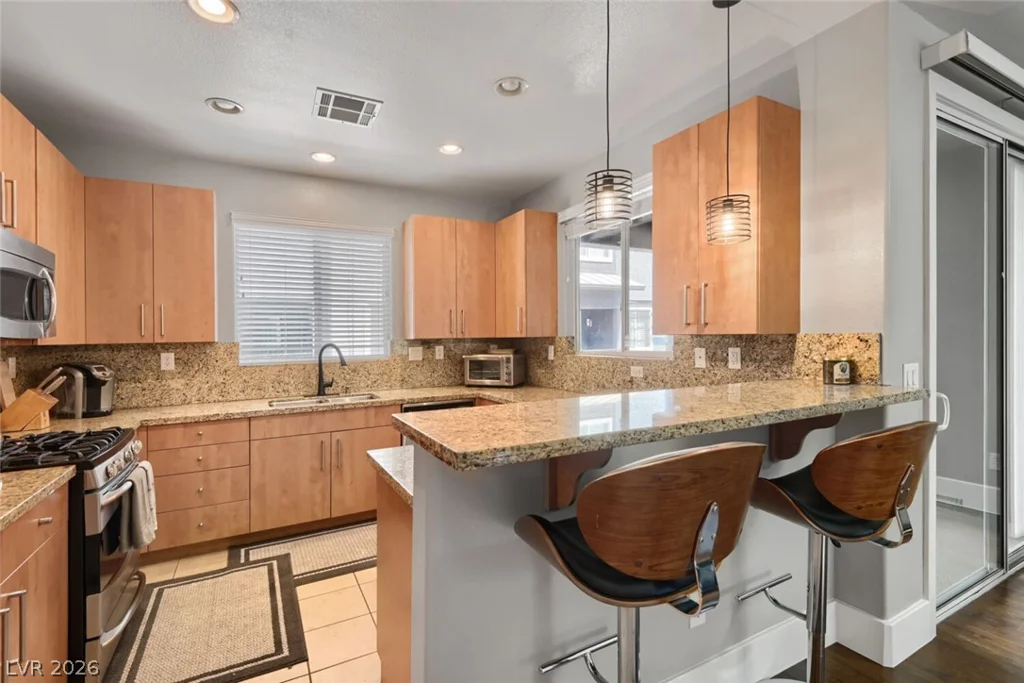 9050 Tropicana, Las Vegas, NV 89147