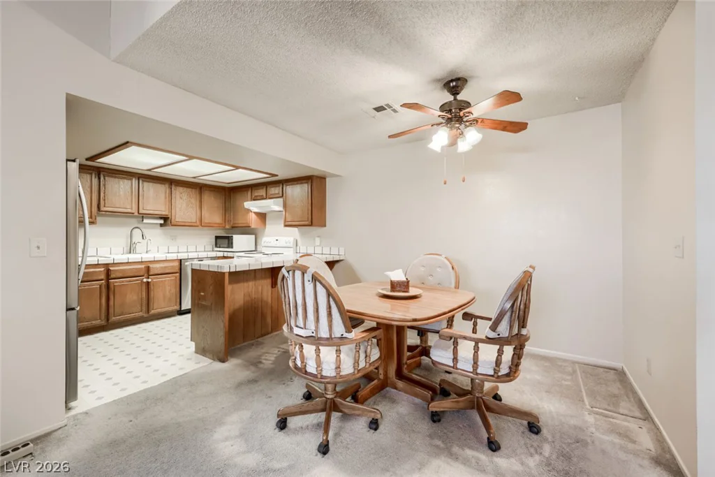 1882 Camino Verde, Las Vegas, NV 89119