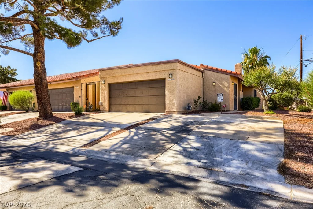 1882 Camino Verde, Las Vegas, NV 89119