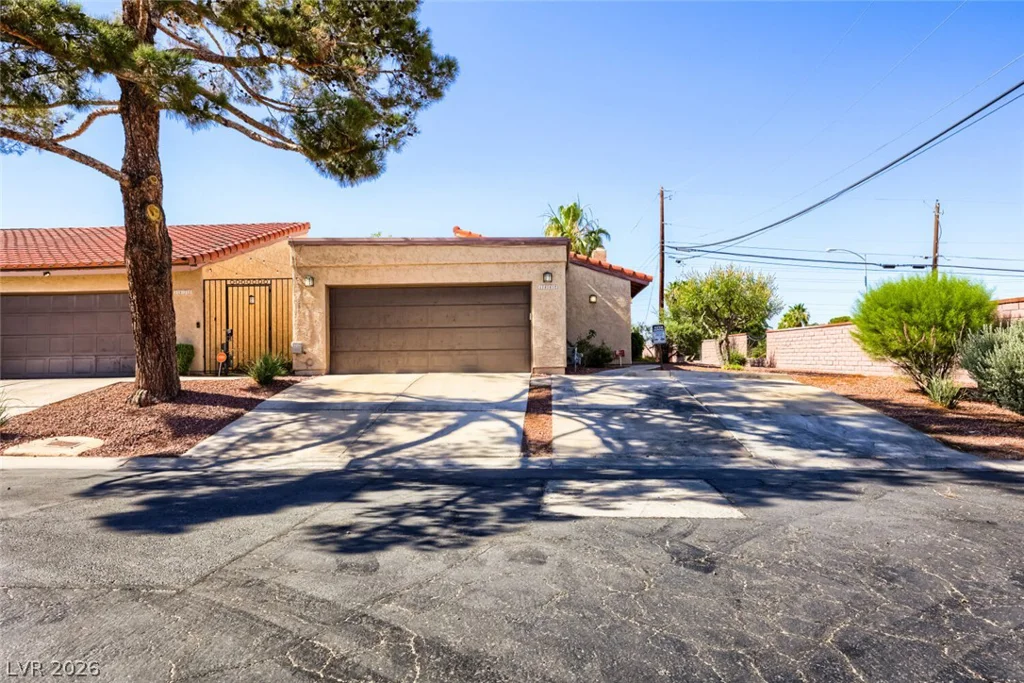1882 Camino Verde, Las Vegas, NV 89119