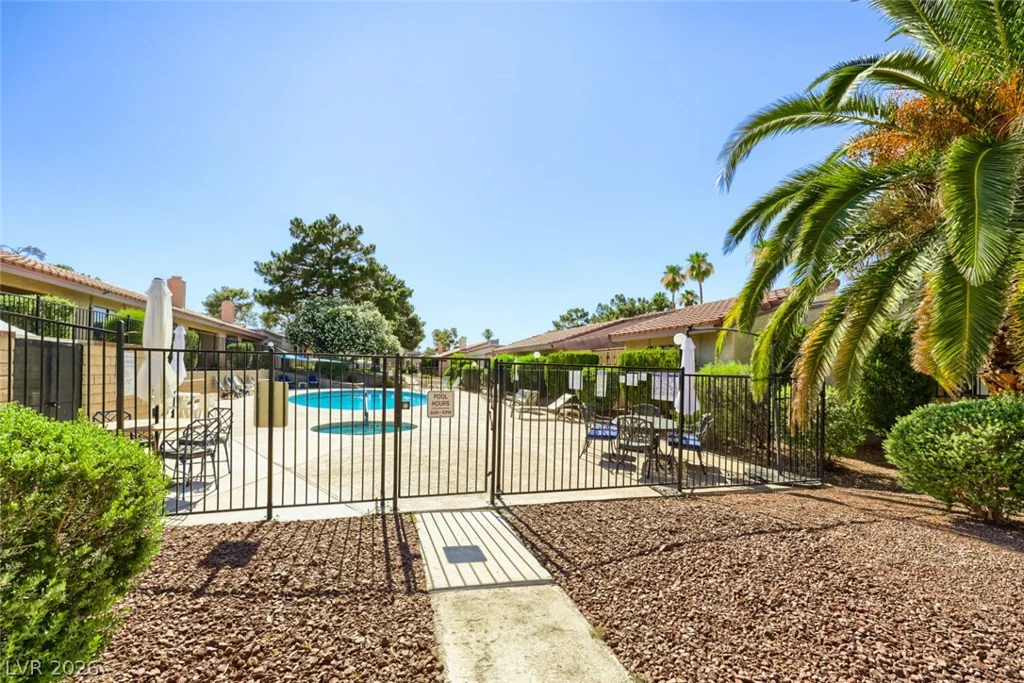 1882 Camino Verde, Las Vegas, NV 89119