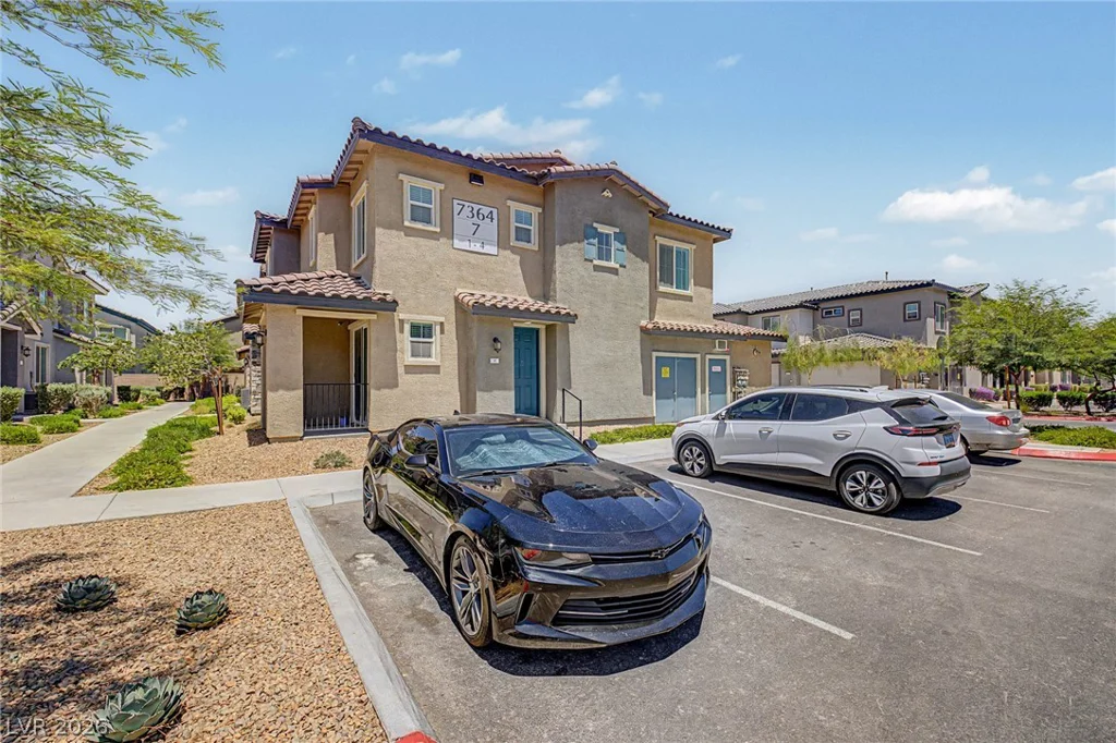 7364 Decatur, Las Vegas, NV 89131