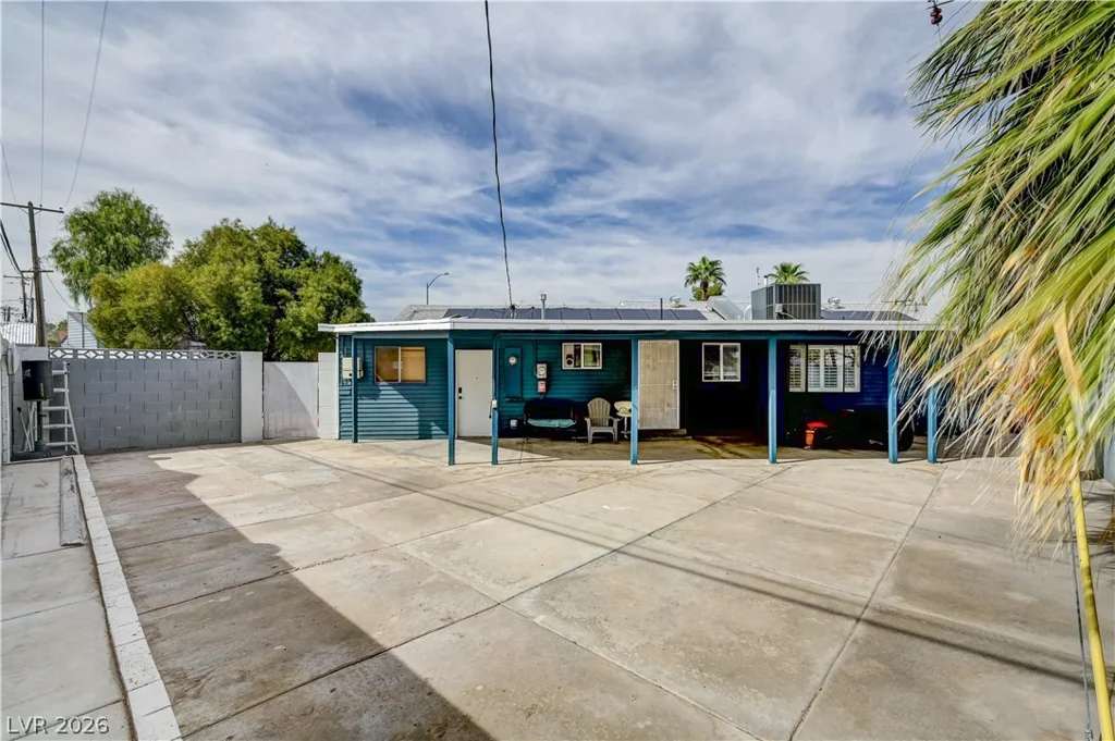 1119 16th, Las Vegas, NV 89104