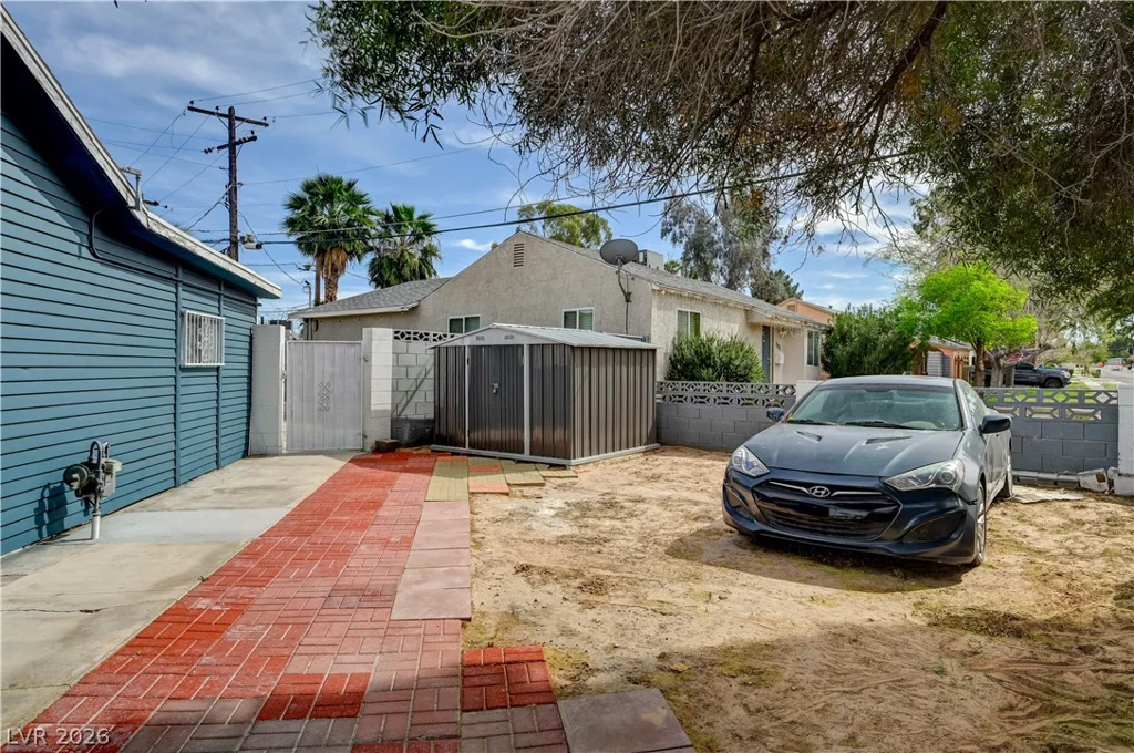 1119 16th, Las Vegas, NV 89104