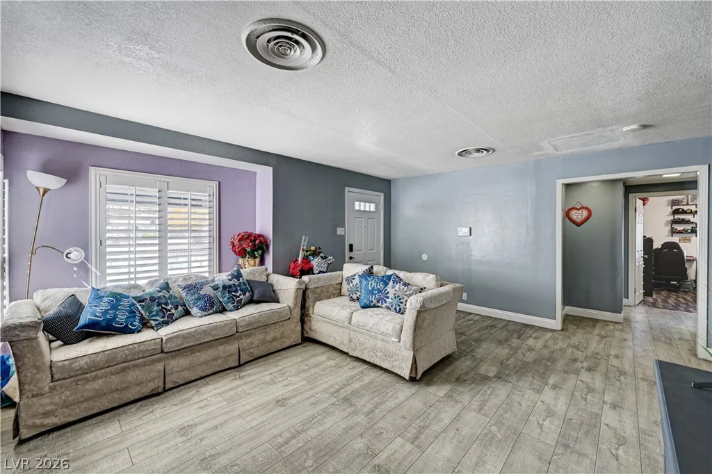 1119 16th, Las Vegas, NV 89104
