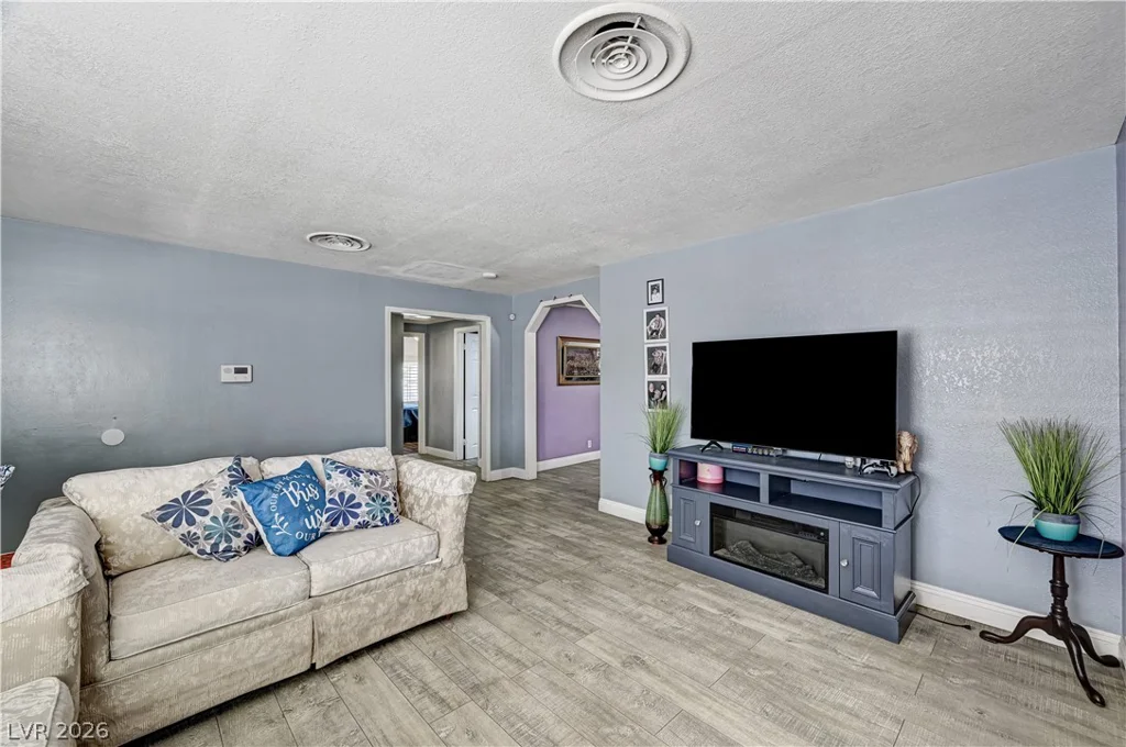 1119 16th, Las Vegas, NV 89104
