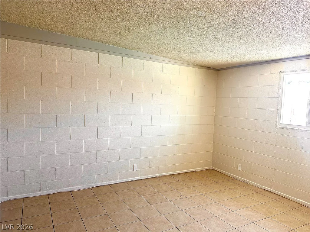 4521 Pacyna, Las Vegas, NV 89122