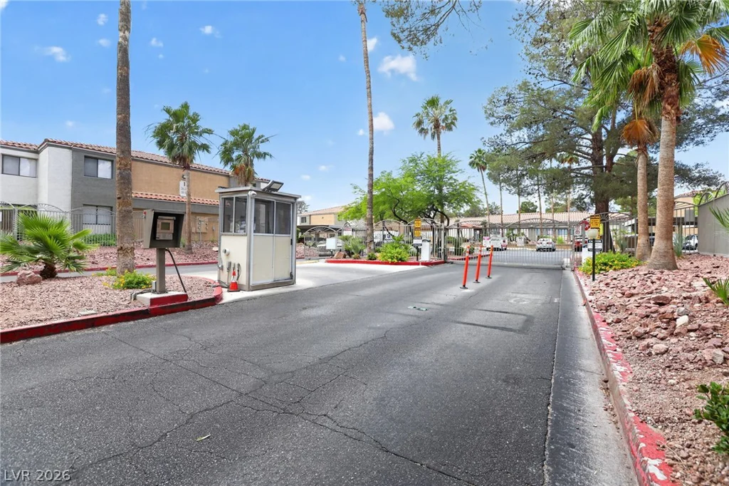 3151 Soaring Gulls, Las Vegas, NV 89128