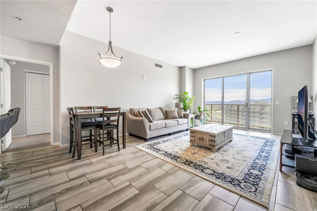 8255 Las Vegas, Las Vegas, NV 89123