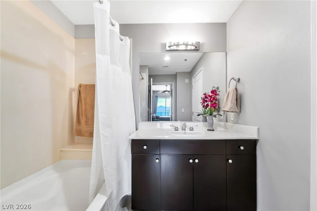 8255 Las Vegas, Las Vegas, NV 89123