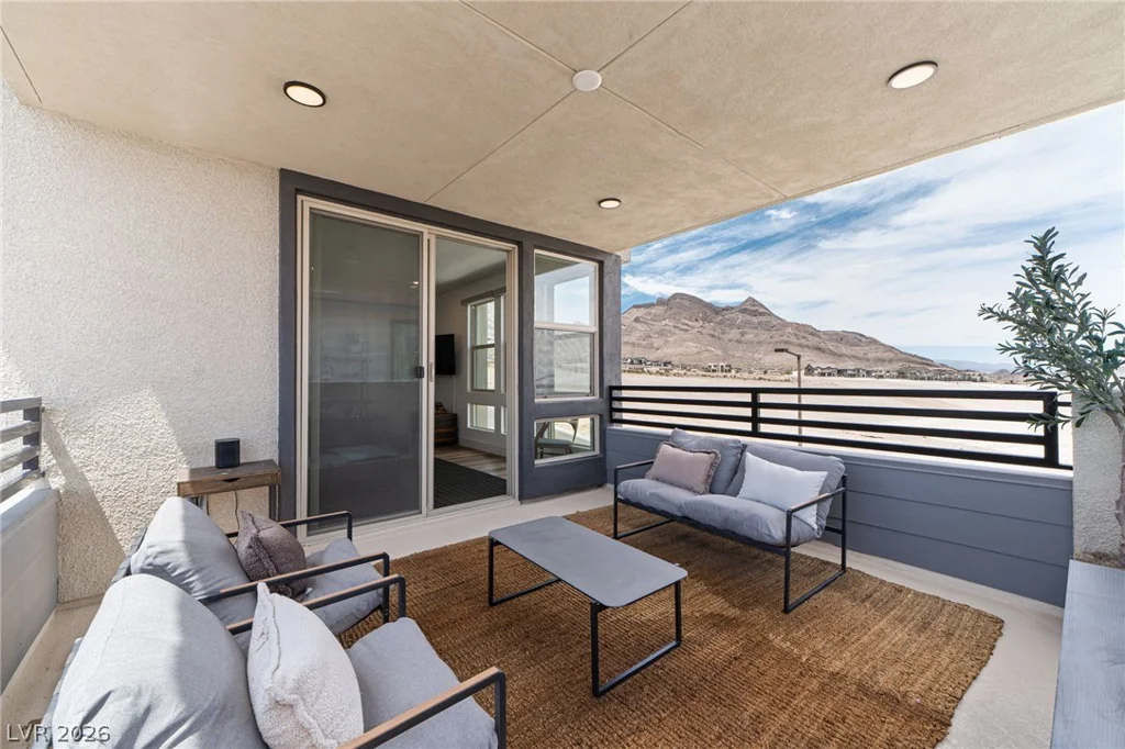 12122 Pink Sunrise, Las Vegas, NV 89138