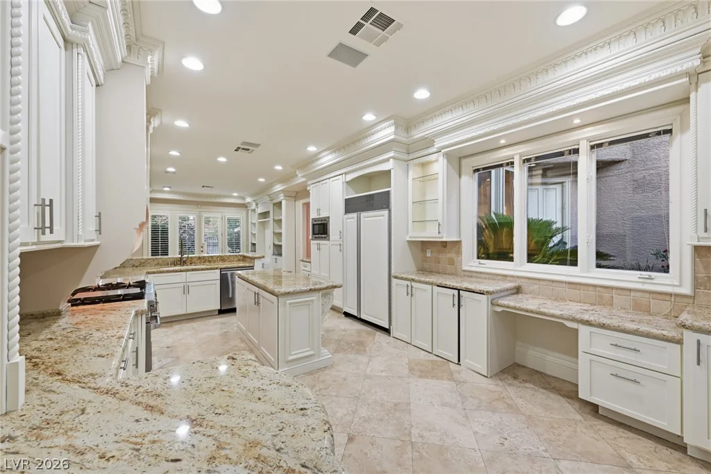 7980 Castle Pines, Las Vegas, NV 89113