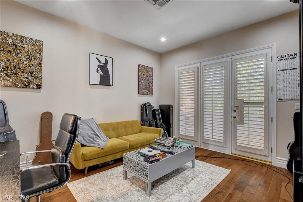 7980 Castle Pines, Las Vegas, NV 89113