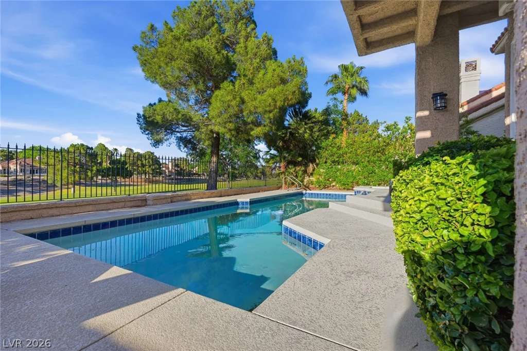7980 Castle Pines, Las Vegas, NV 89113