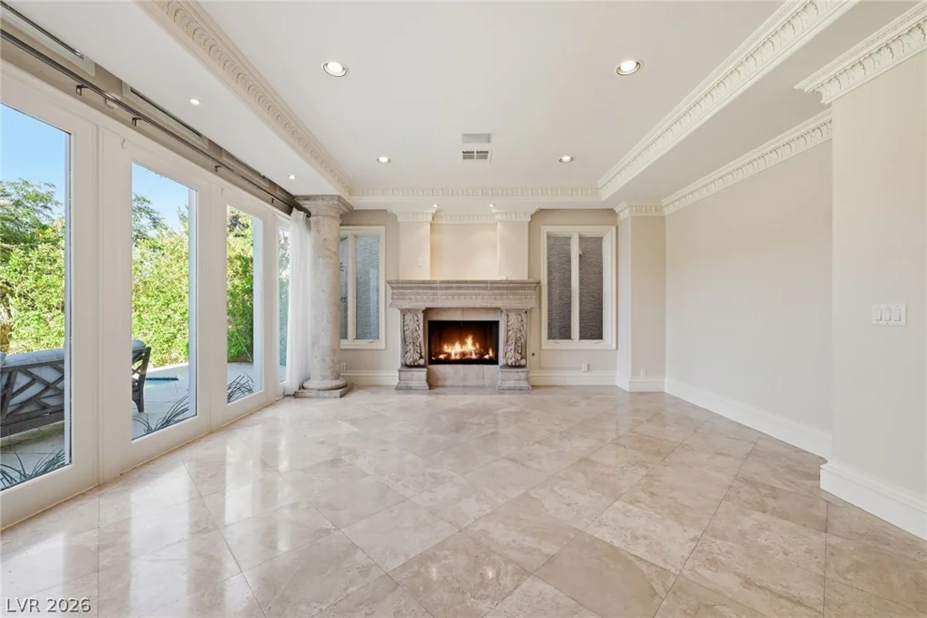 7980 Castle Pines, Las Vegas, NV 89113