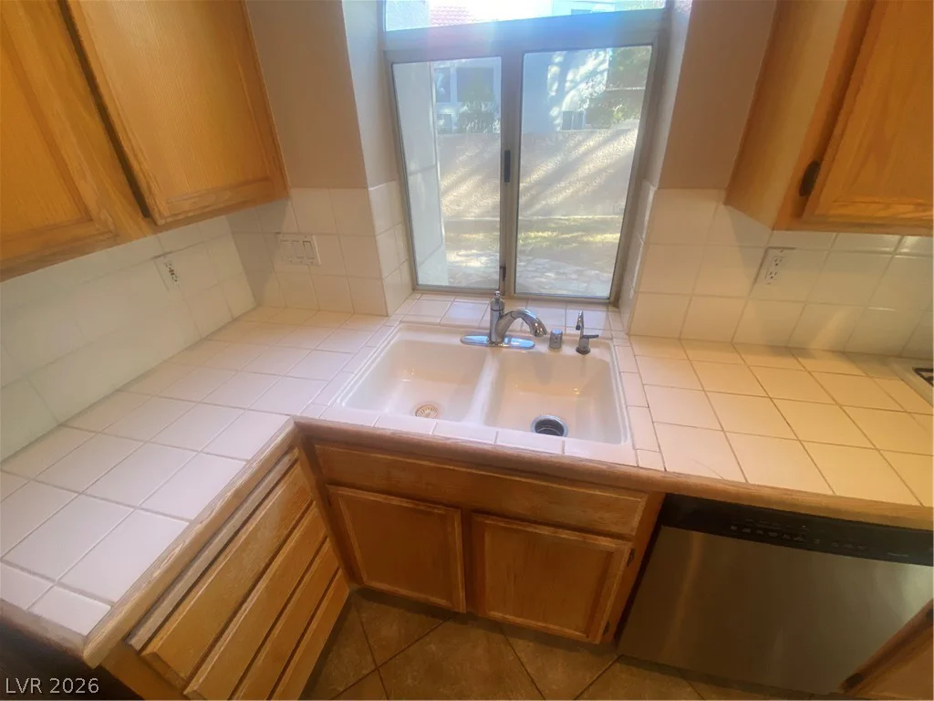 3057 Reef View, Las Vegas, NV 89117