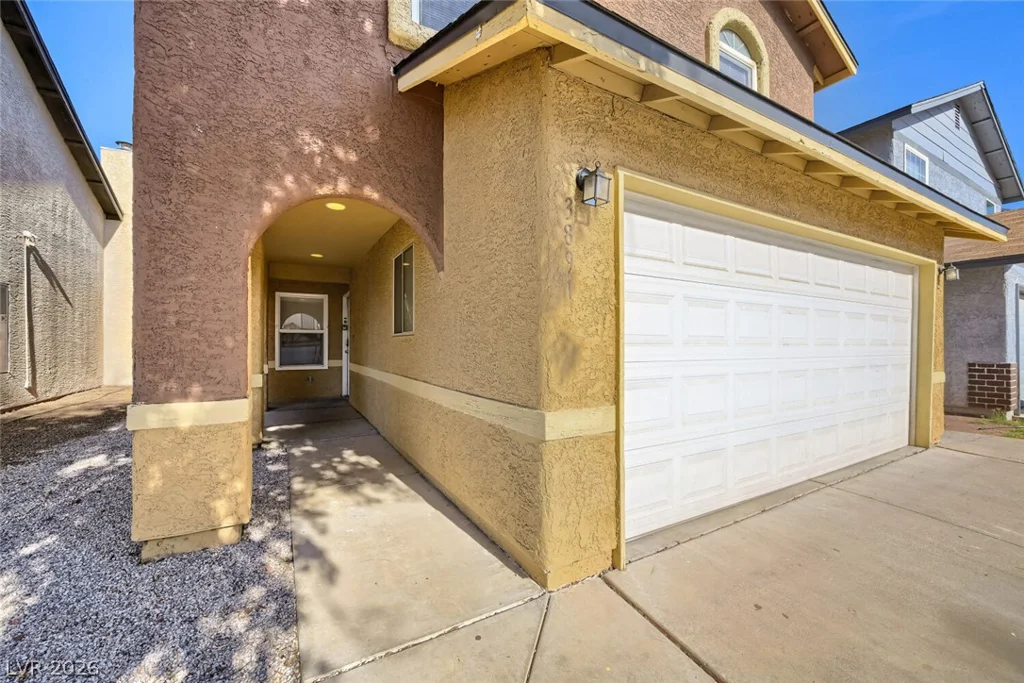 3891 Gulliver, Las Vegas, NV 89115