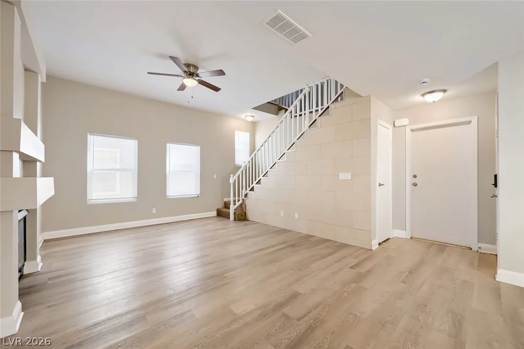3891 Gulliver, Las Vegas, NV 89115