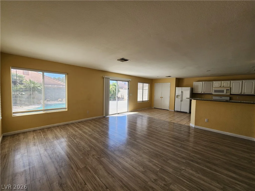 8717 Majestic Pine, Las Vegas, NV 89143