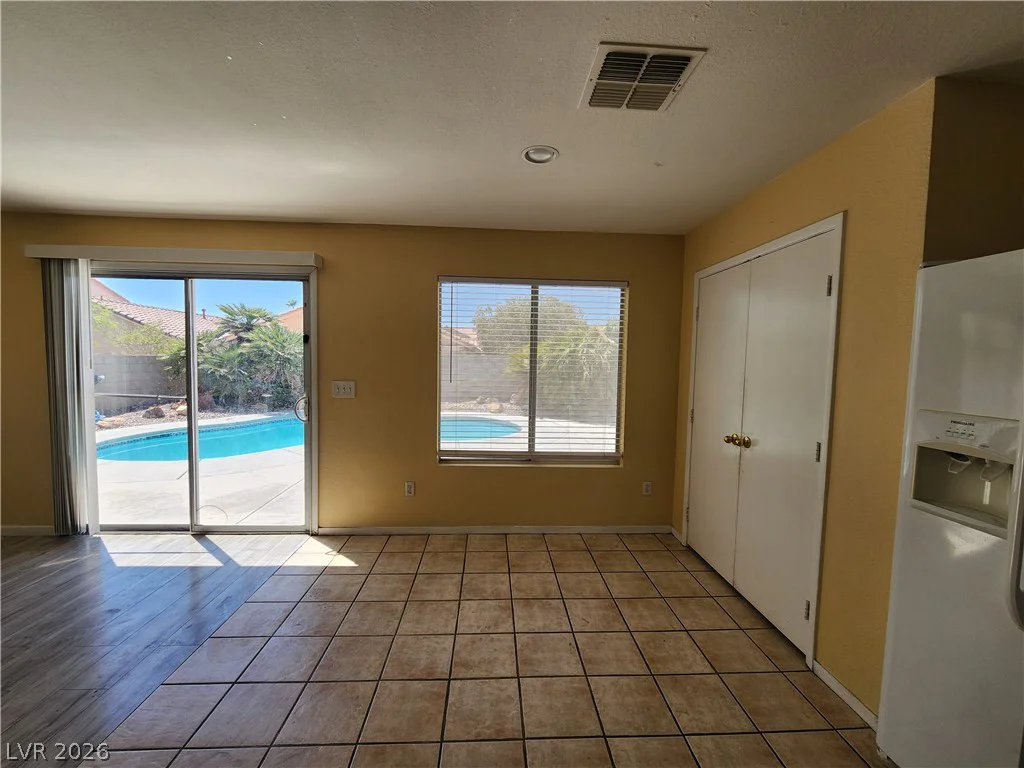 8717 Majestic Pine, Las Vegas, NV 89143