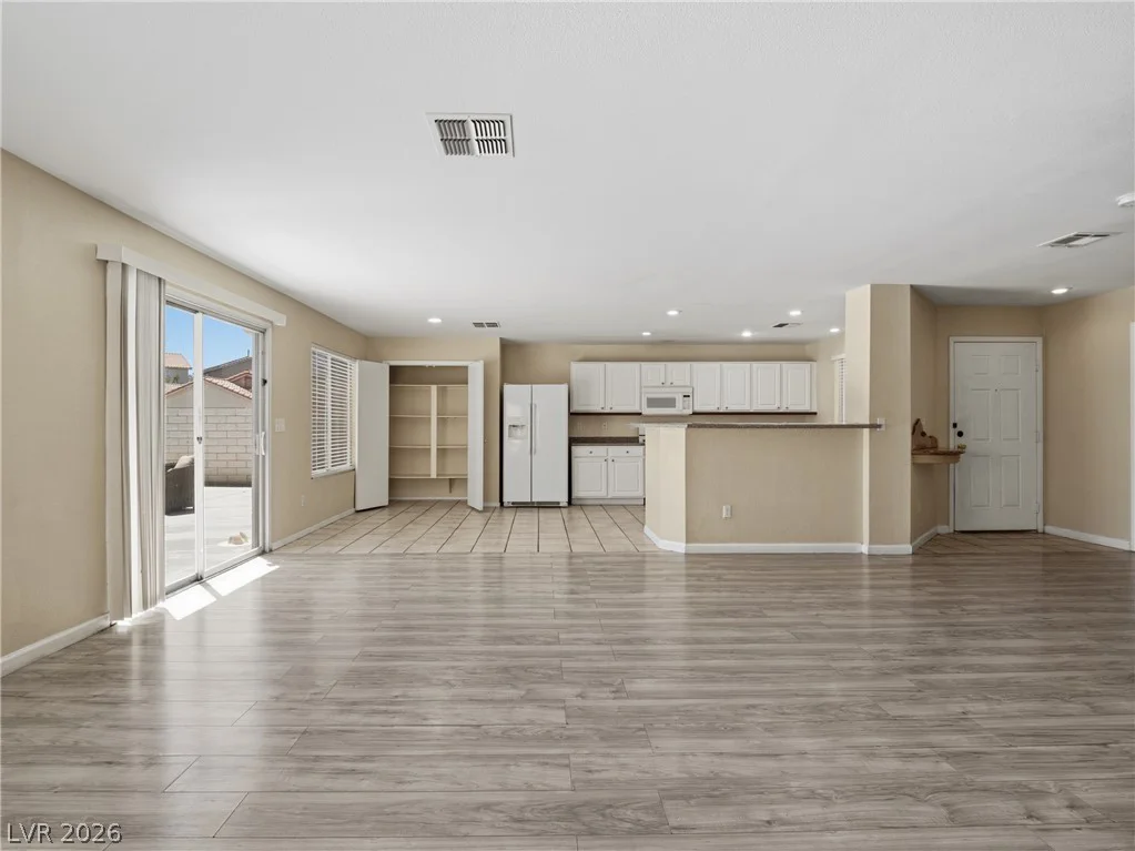 8717 Majestic Pine, Las Vegas, NV 89143